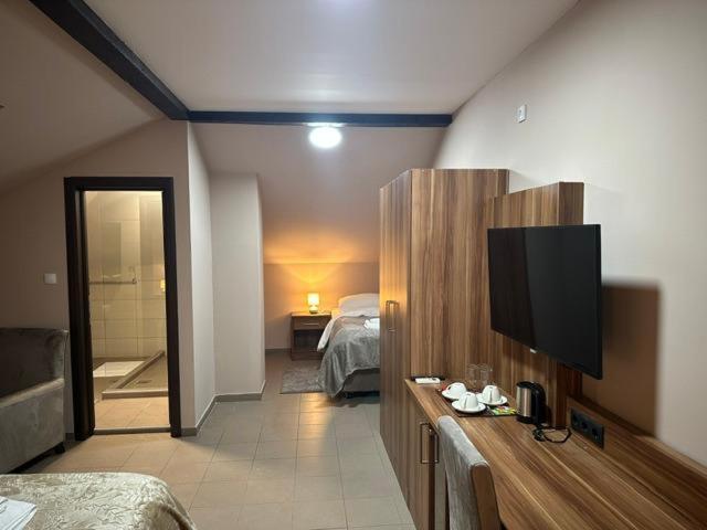 Jp Motel Mali Pariz ボル エクステリア 写真