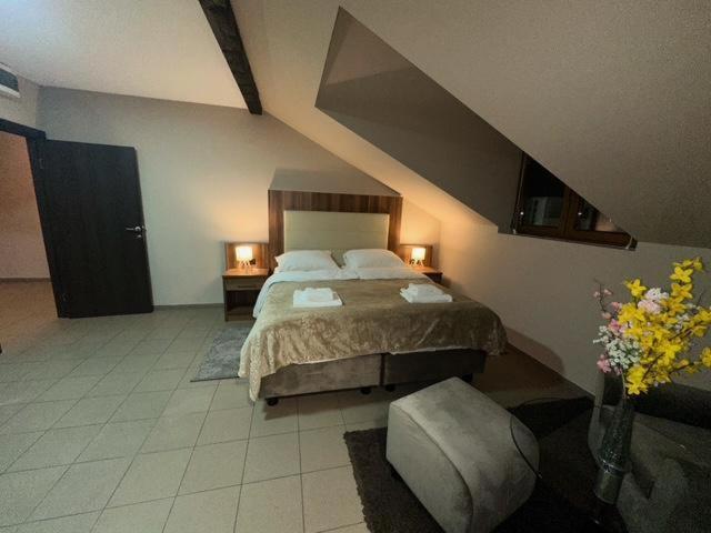 Jp Motel Mali Pariz ボル エクステリア 写真