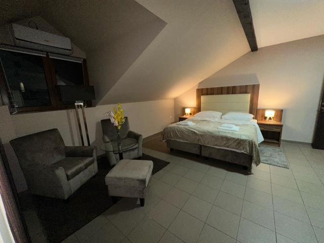 Jp Motel Mali Pariz ボル エクステリア 写真