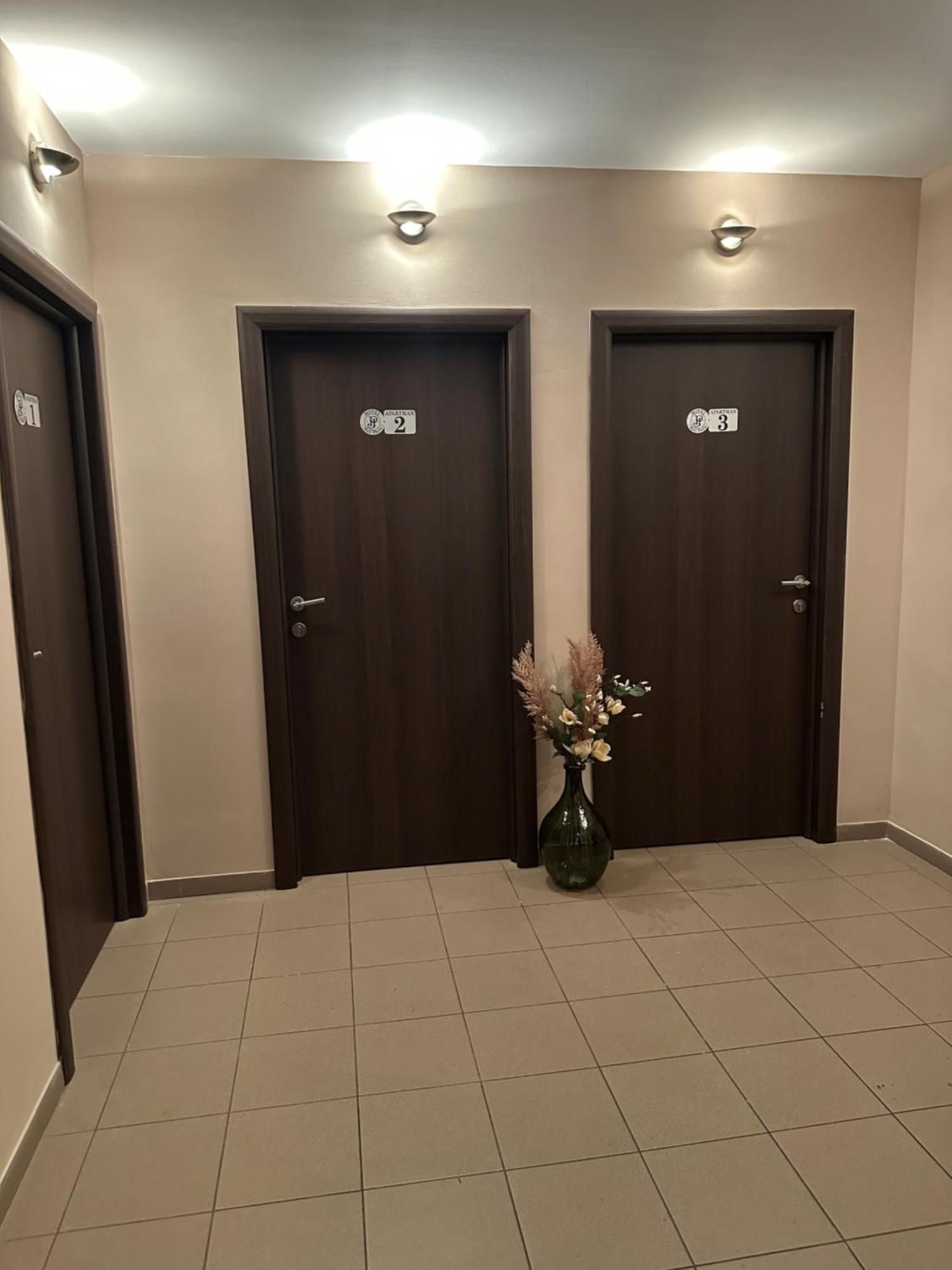 Jp Motel Mali Pariz ボル エクステリア 写真